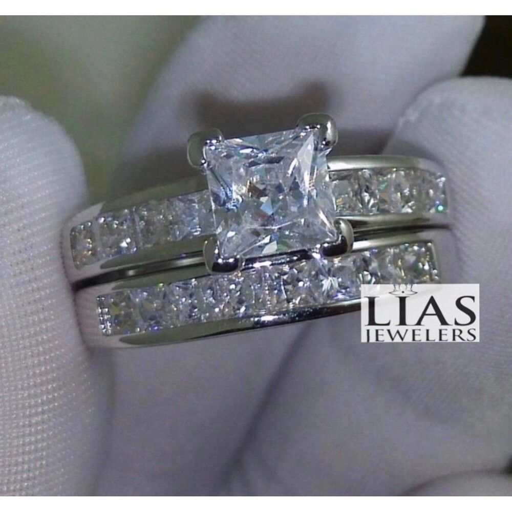 New 18k white gold wedding ring set